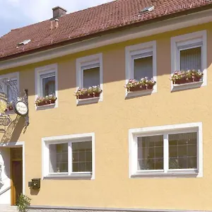 U. Restaurant Goldener Greifen Hotel